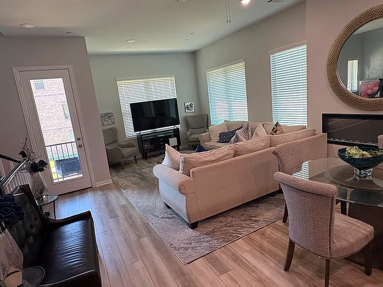 8487 Challenger Ln — Photo 35