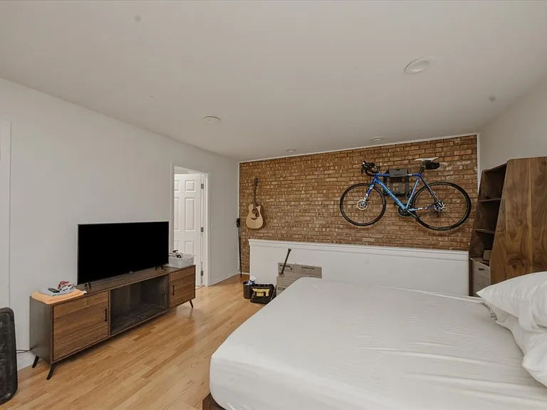 542 W Arlington Pl #B — Photo 8