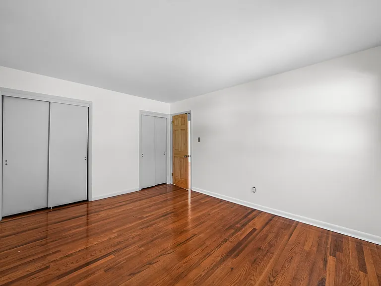 895 Patton St — Photo 14