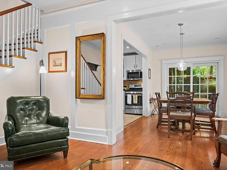 3301 Dent Pl NW — Photo 9