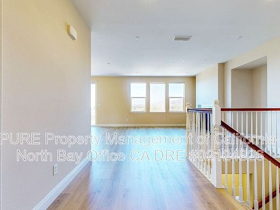 3rd image of 219 Mission Dr