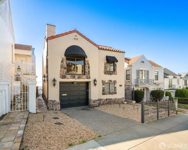 1653 16th Ave, San Francisco, CA, 94122