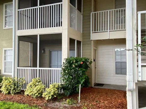 214 Lake Parsons Grn, Brandon, FL