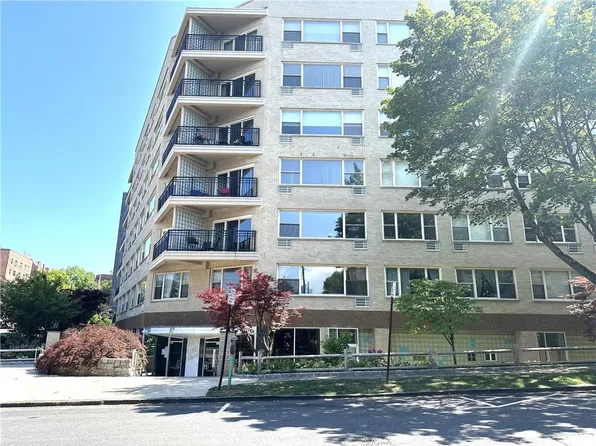 12 Old Mamaroneck Road #6M, White Plains, NY 10605