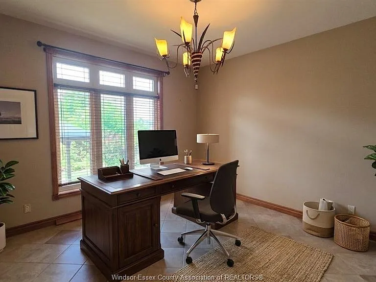 380 Shoreview Cir — Photo 7