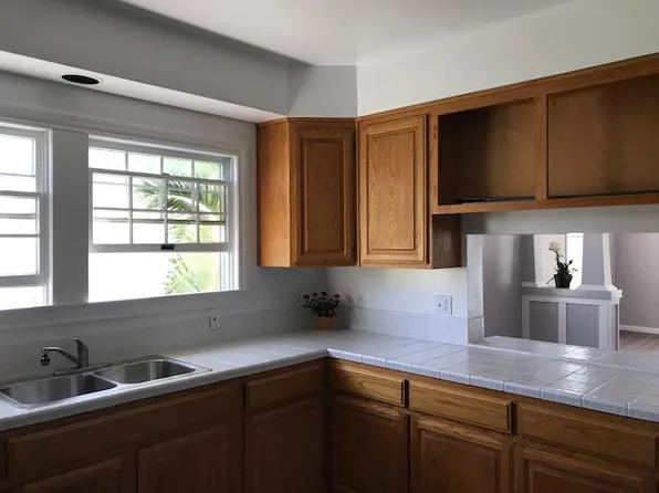 215 Foster St, Martinez, CA