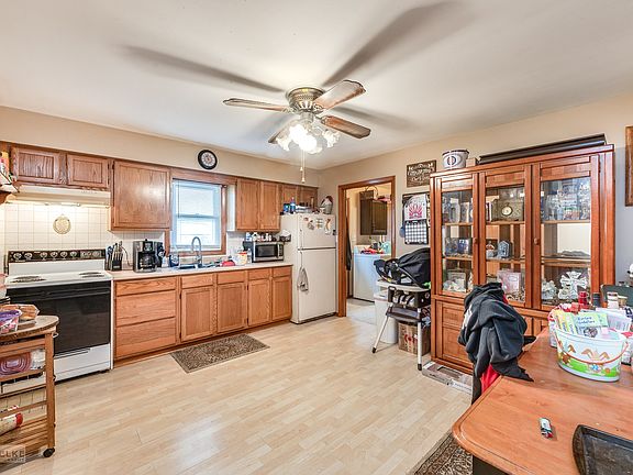 4th image of 506 N Latham St