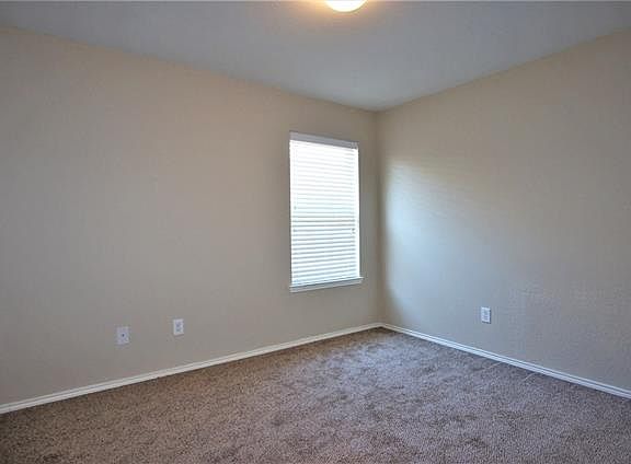 5th image of 12401 Ocean Spray Dr