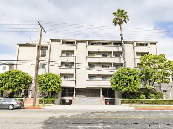 4651 Cahuenga Blvd #F320a52c6, North Hollywood, CA 91602