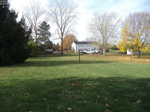 2nd image of 210 County Road 214