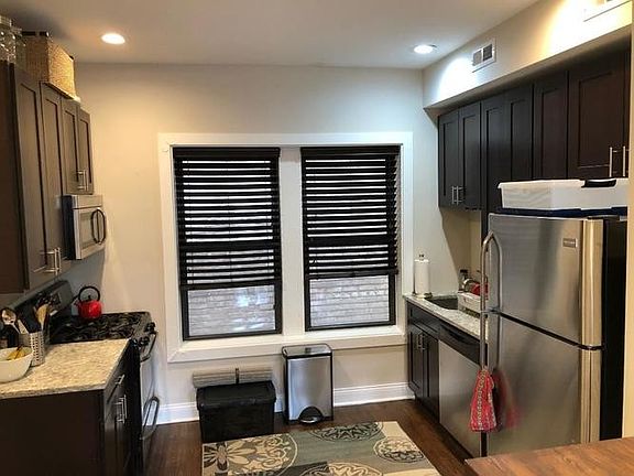 5th image of 525 W Barry Ave #527-2N