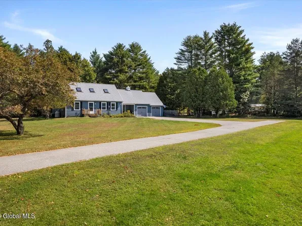 34 E Holcomb Street, North Creek, NY 12853
