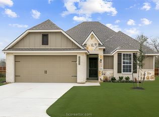 10603 Natural Pond Rd, College Station, TX 77845
