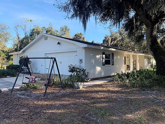 4th image of 1960 Northwood Dr