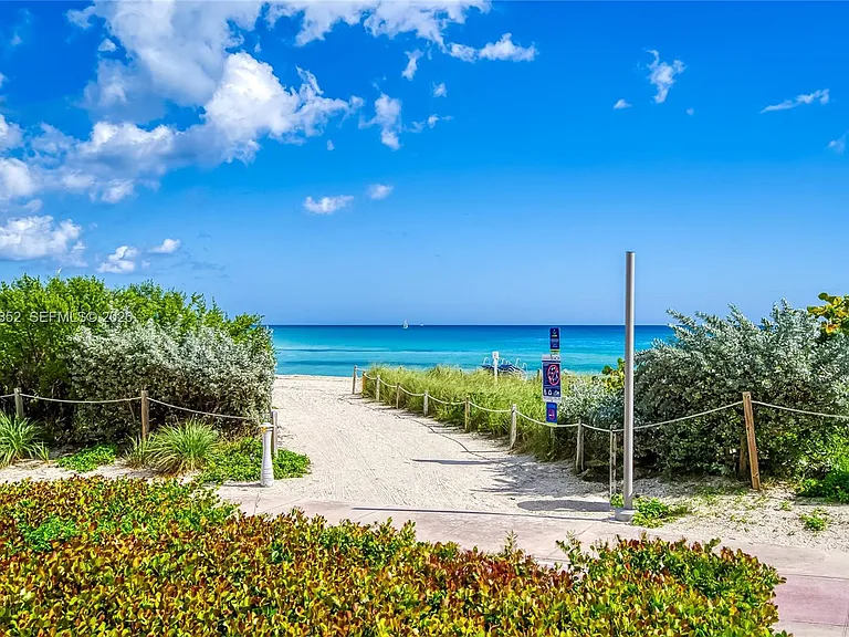 6917 Collins Ave #1106 — Photo 32