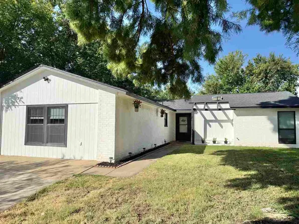 4811 SE Tattershall Way, Lawton, OK 73501