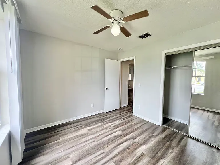 1275 Adirondack Ct — Photo 15