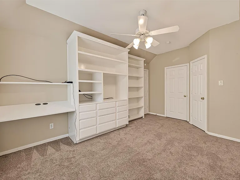 4702 Autumn Orchard Ln — Photo 35