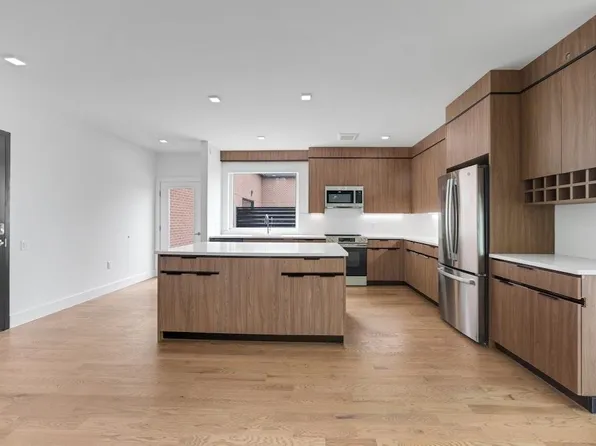 8404 4th Avenue image 10 of 24