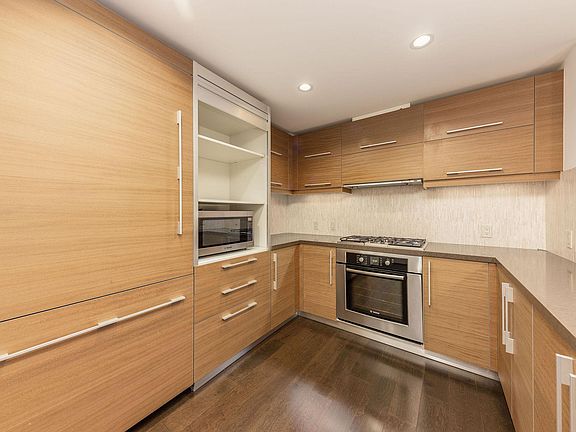 2nd image of 435 China Basin St Unit 425