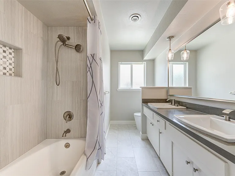 614 Bendwood Dr — Photo 14