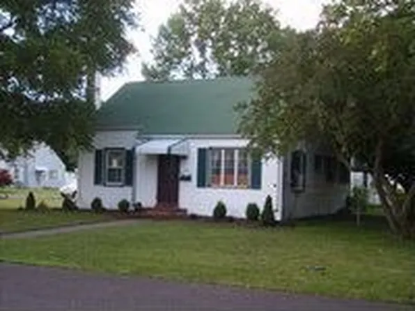 231 Devonshire Dr, Elmira, NY 14903