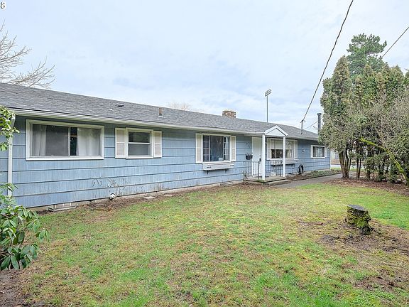 2nd image of 937 NE Grant St