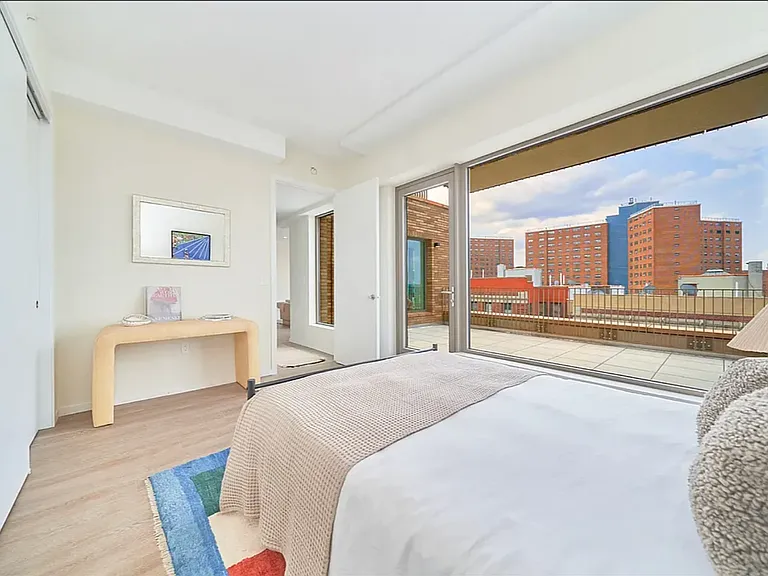521 W 134th St #8A — Photo 5