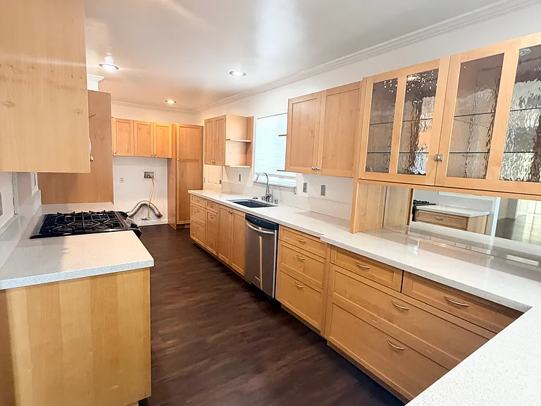 896 Altura Way #A — Photo 8