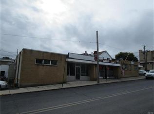 121 Chestnut St, Coplay, PA 18037