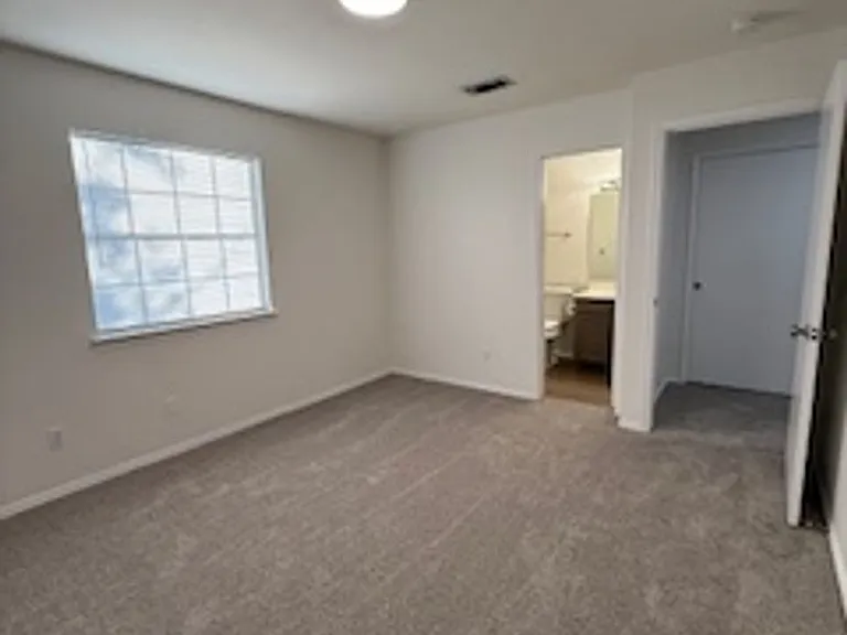 7715 Rustic Park — Photo 7