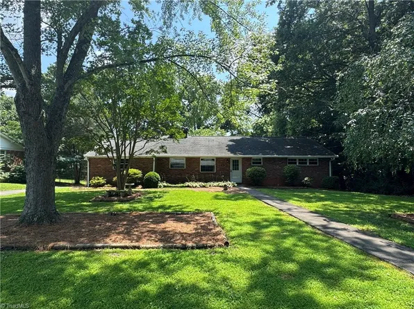 5022 Ryandale Rd, Winston Salem, NC 27104