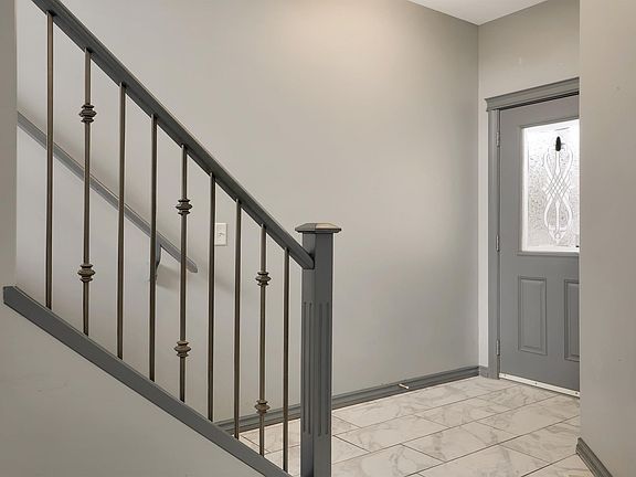 4th image of 4900 62nd St #18