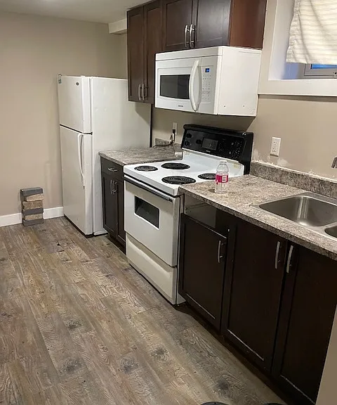 2219 Smith St #2 — Photo 1