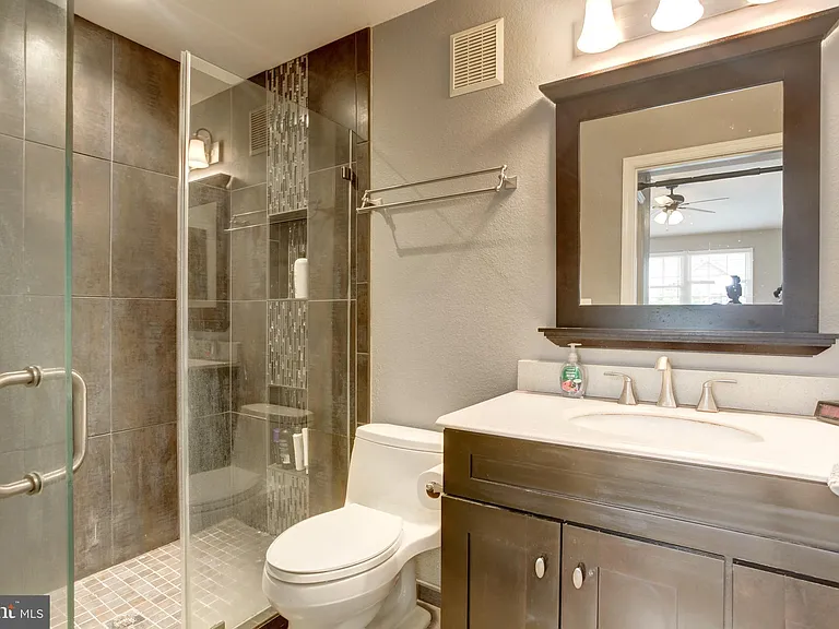 12852 Fair Briar Ln — Photo 24