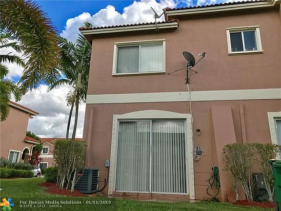 4th image of 7919 Catalina Cir #7919