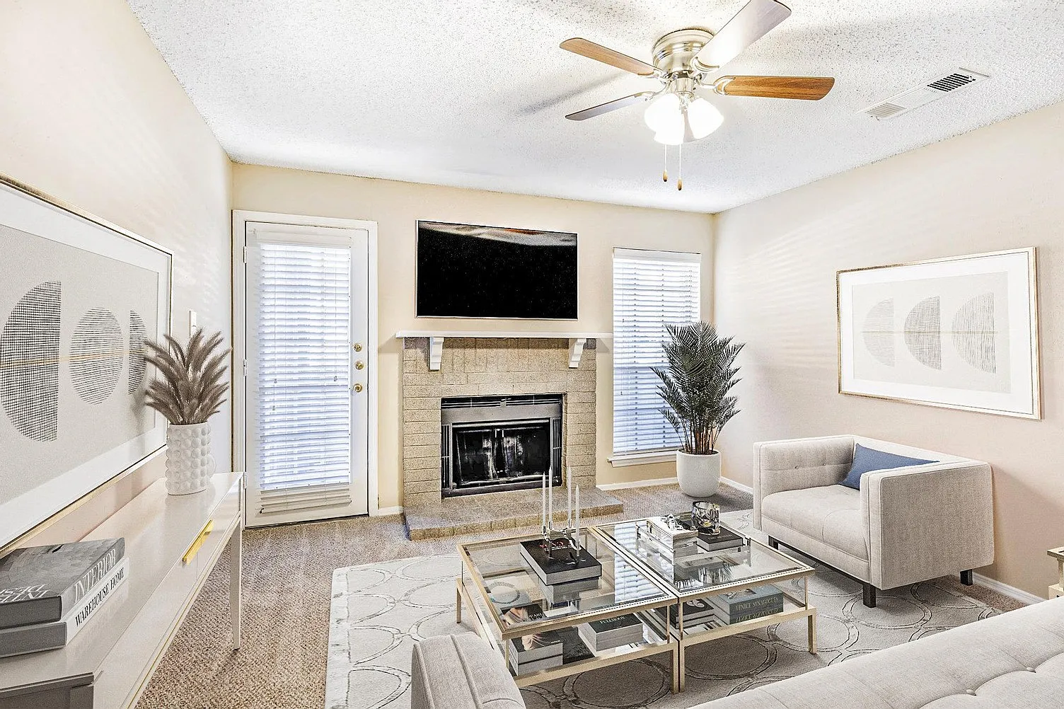 The Arbors of Euless Apartments — Photo 1