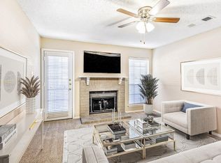 The Arbors of Euless Apartments, Euless, TX 76039