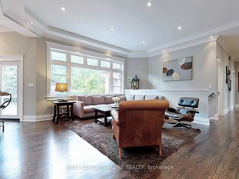 38 Kensington Dr — Photo 20