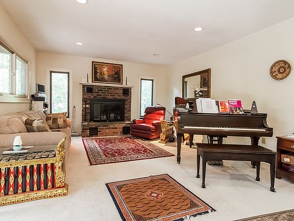 Bright LR with fireplace