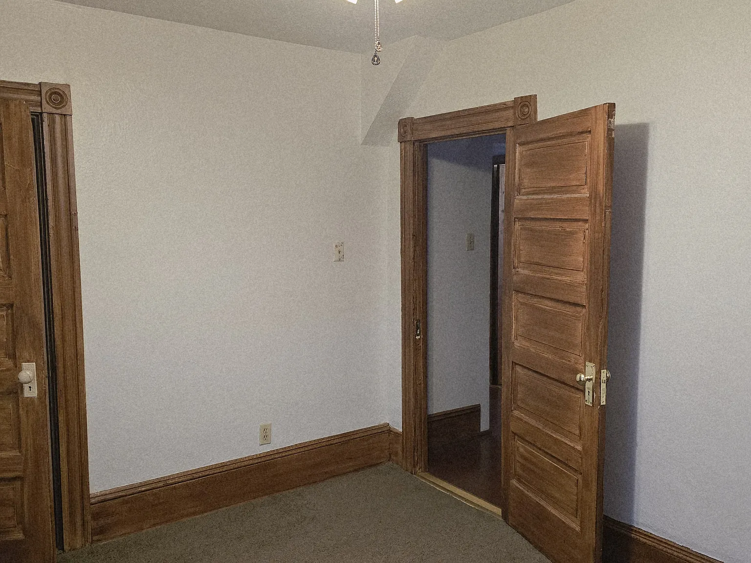 2 bed, 1076 sqft, $1,200 — Photo 4