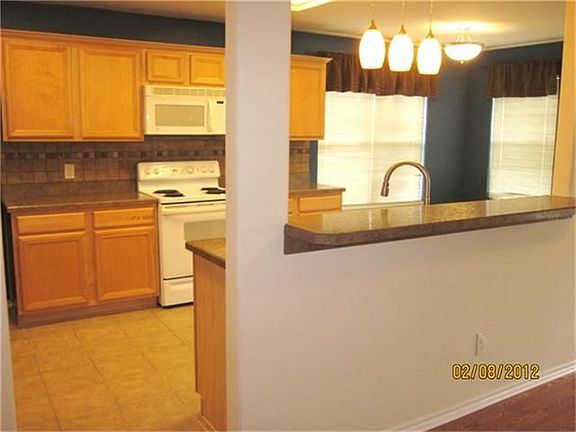 3rd image of 4110 Boulder Dr