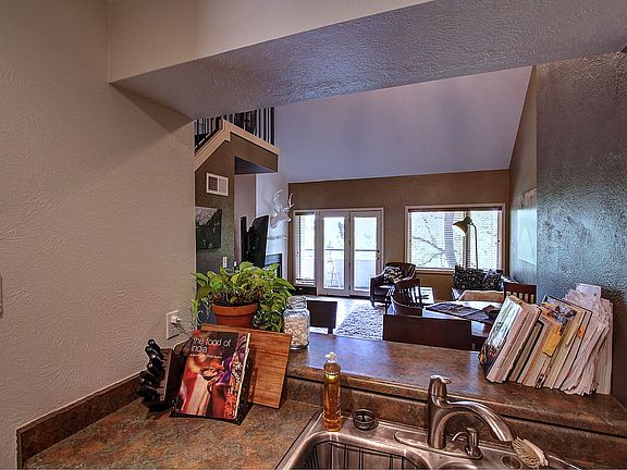 4th image of 615 E 7th Ave #215