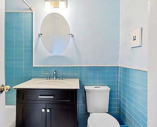 5th image of 157 E 72nd St APT 1J