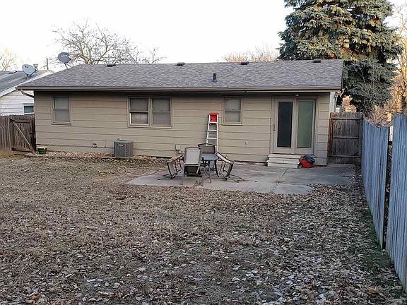 2nd image of 2413 S Patterson St