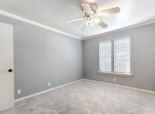 2601 Country Pl, Carrollton, TX 75006