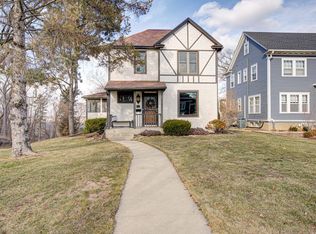 827 4th St SW, Rochester, MN 55902