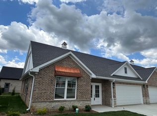 8445 Bell Crossing Dr, Newburgh, IN 47630