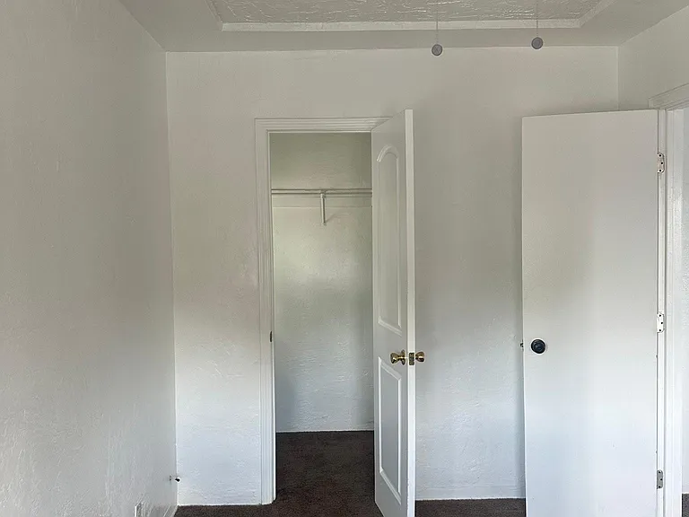 Small Bedroom Closet