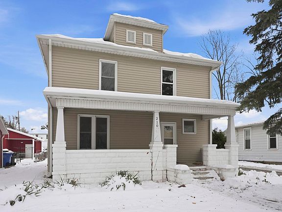 2nd image of 210 N Walnut St
